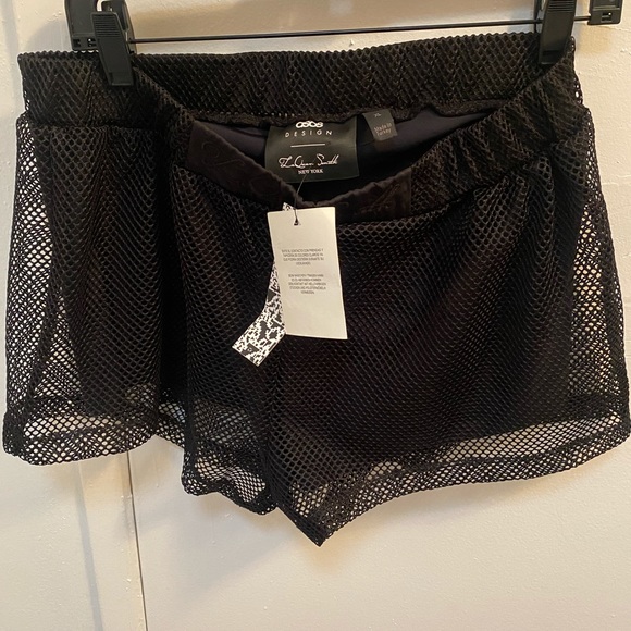 ASOS x LaQuan Smith Swimming Trunks - Picture 4 of 13